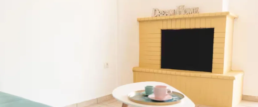Wave 2 – Seaside Apartment hero