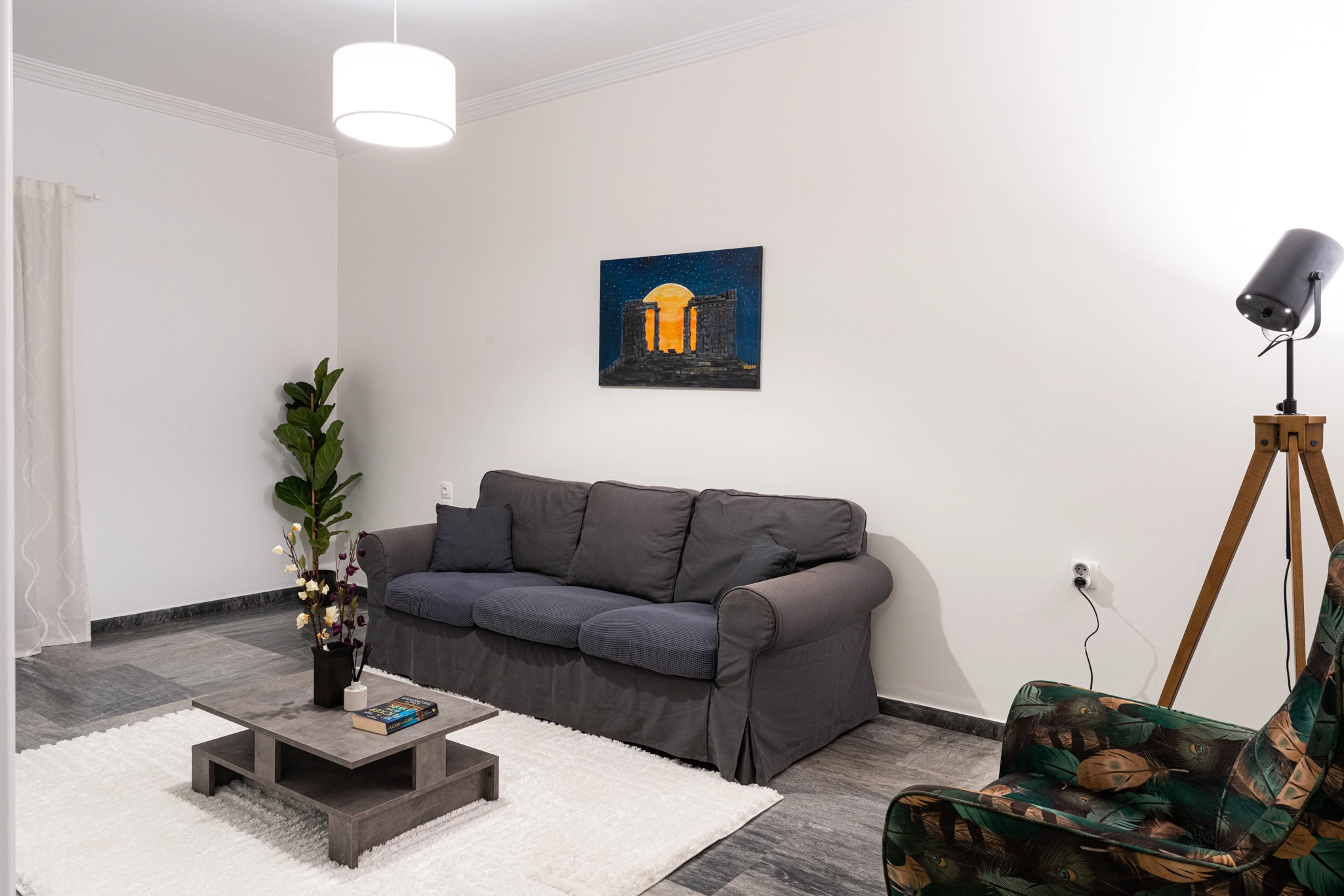 central-elegant-flat-ninezerotwo_16