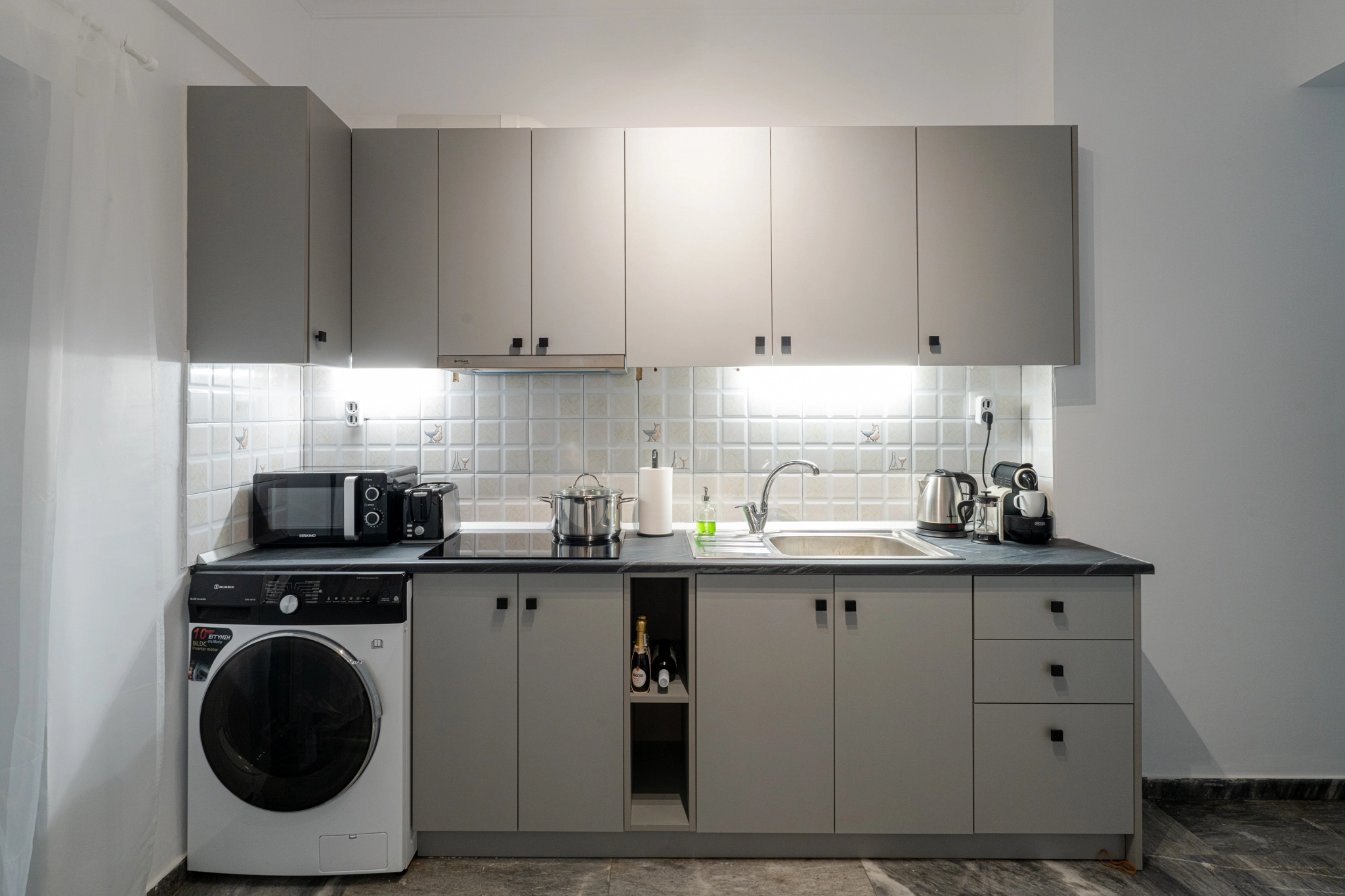 central-elegant-flat-ninezerotwo_25