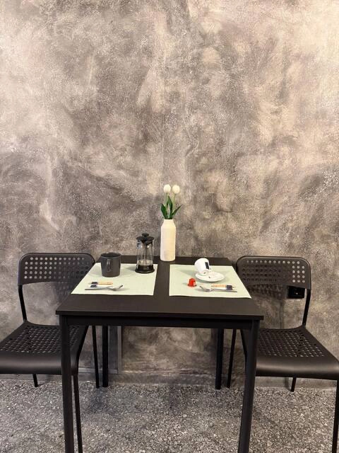 central-luxury-apt-ninezerotwo_01
