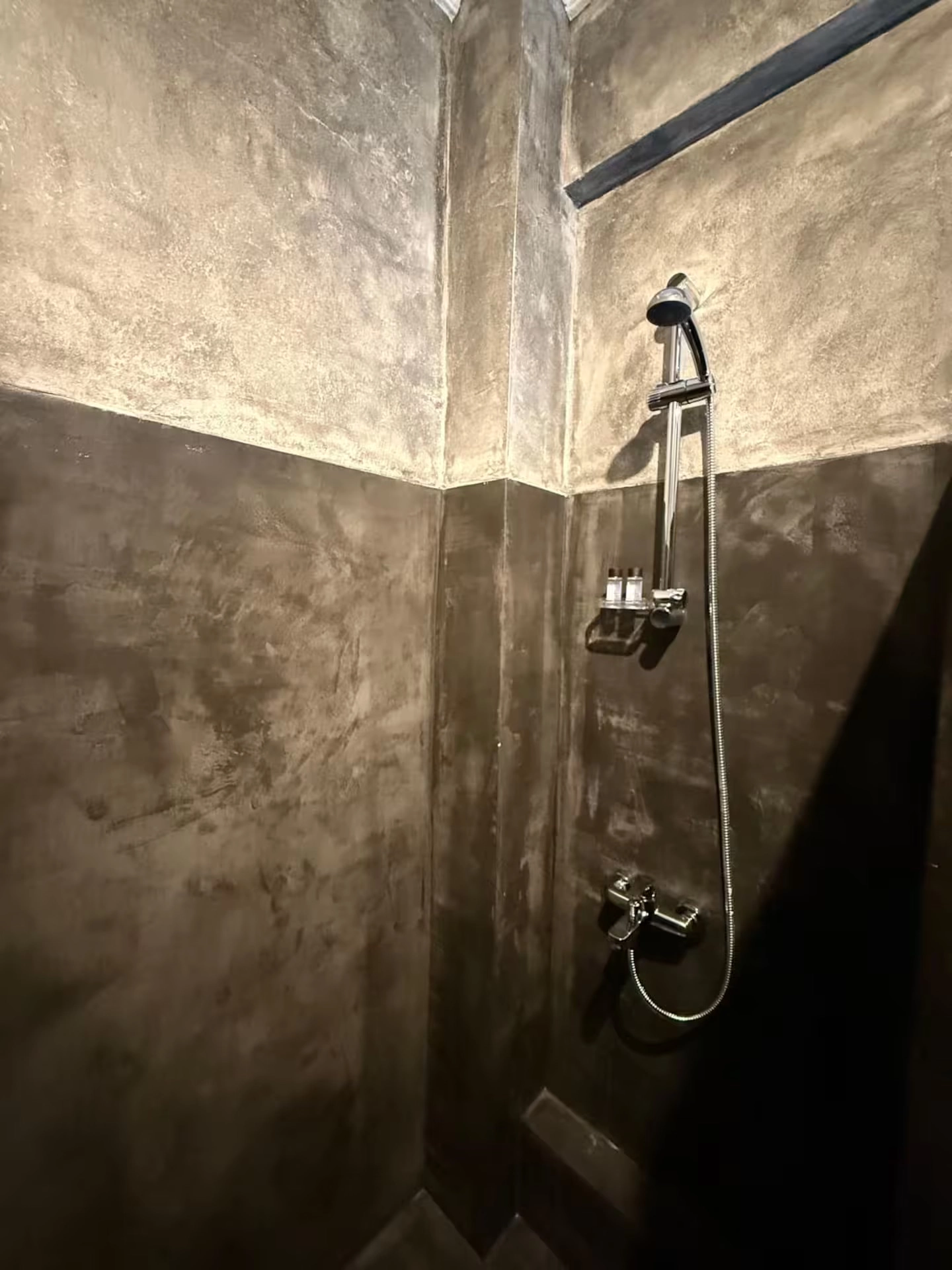 central-luxury-apt-ninezerotwo_02