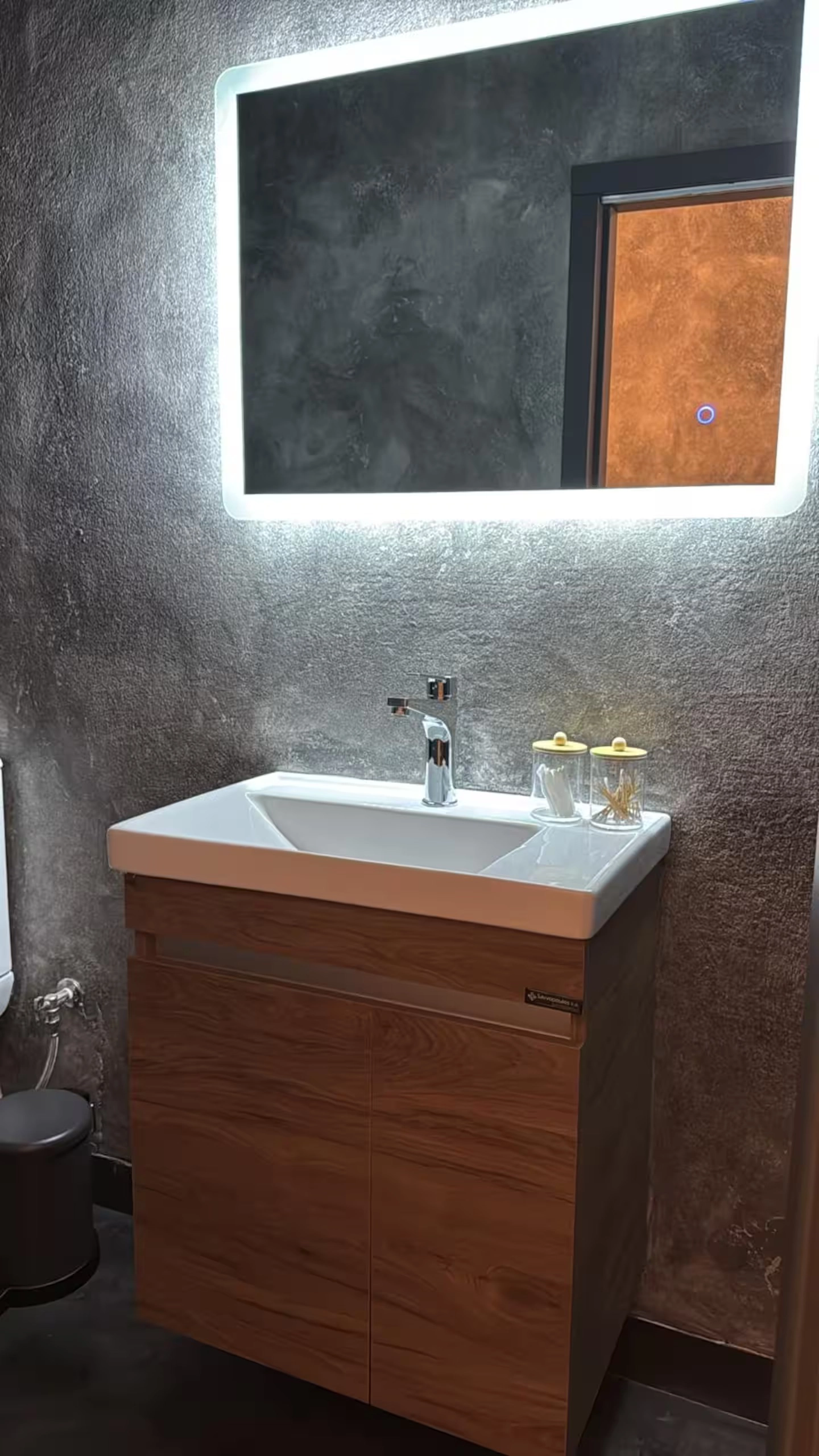 central-luxury-apt-ninezerotwo_03