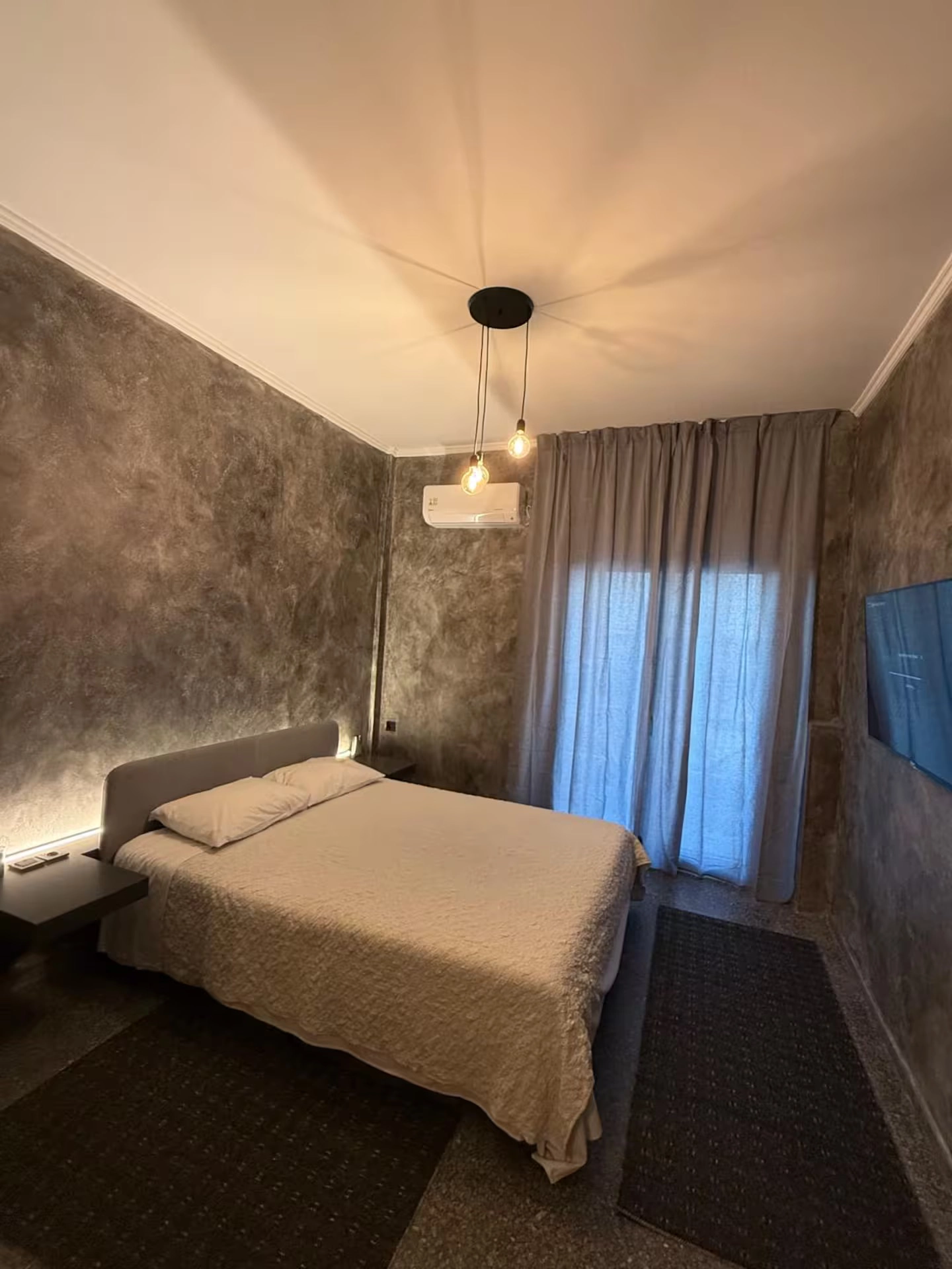 central-luxury-apt-ninezerotwo_13