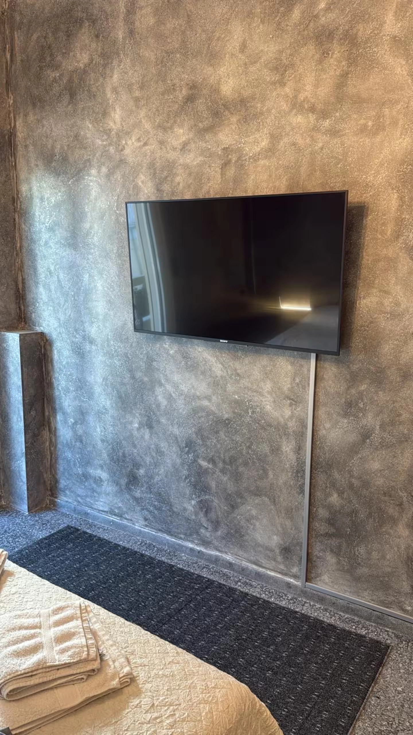 central-luxury-apt-ninezerotwo_18