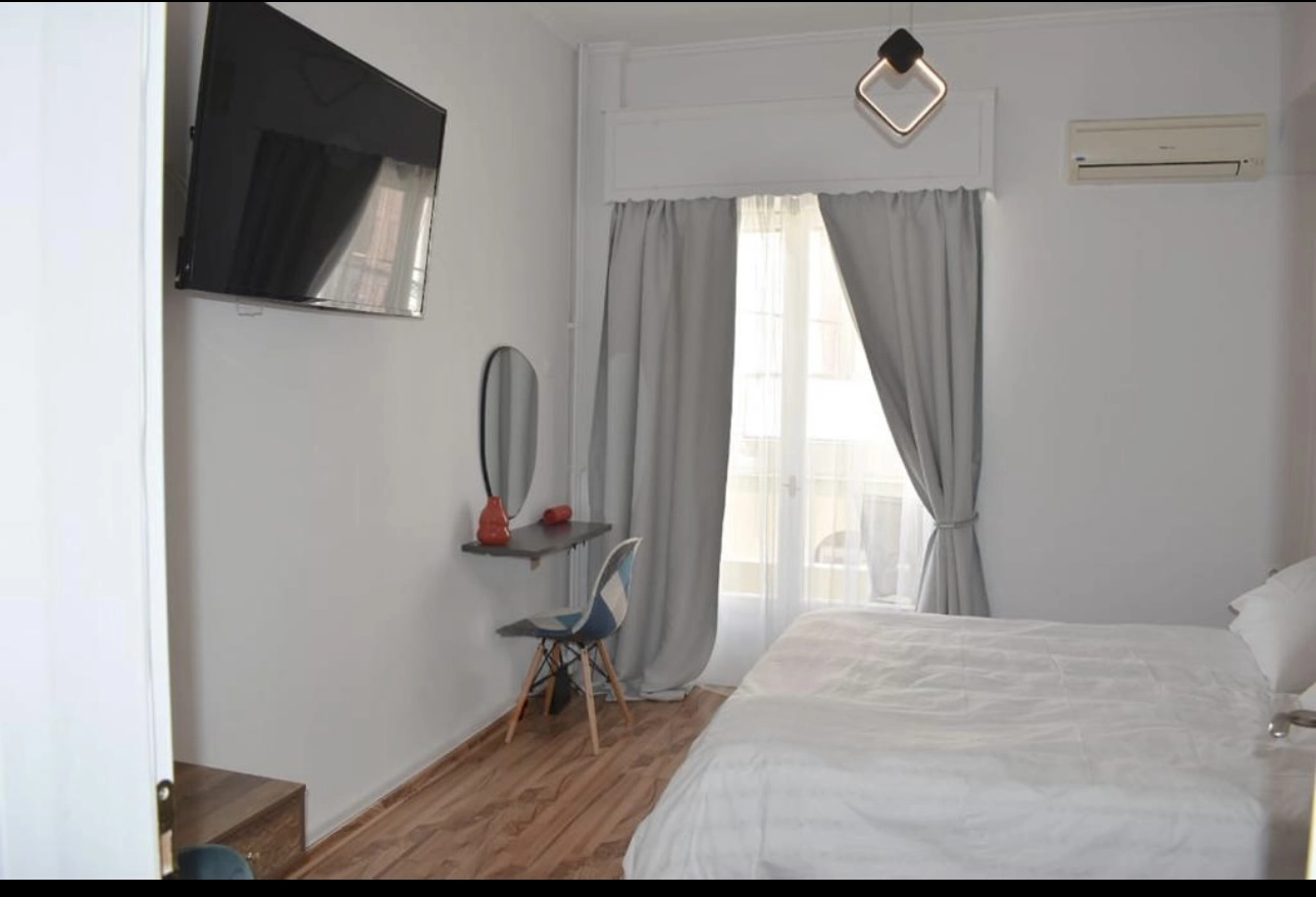 modern-cozy-flat-ninezerotwo_01